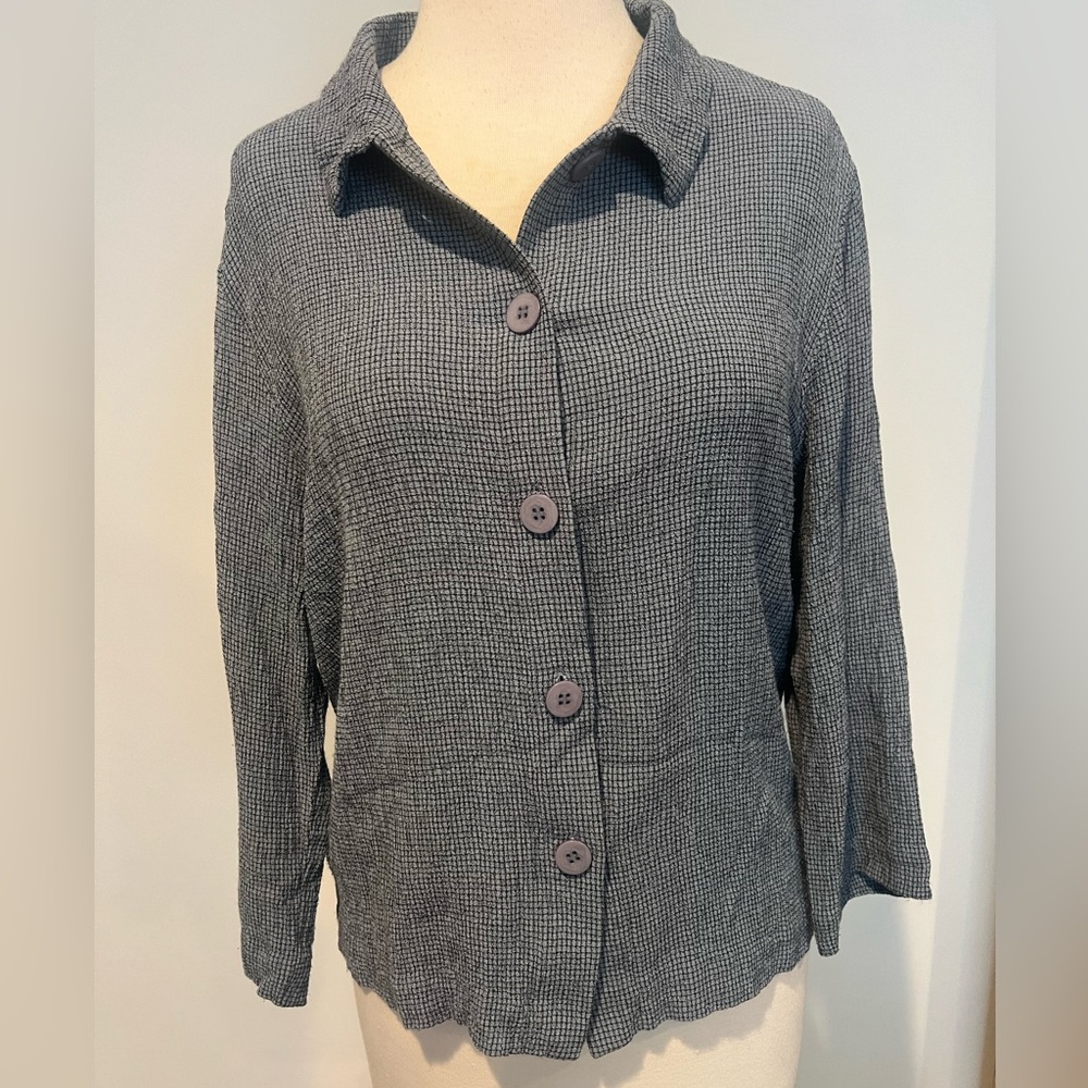 Eileen Fisher organic linen puckered shirt women’s medium